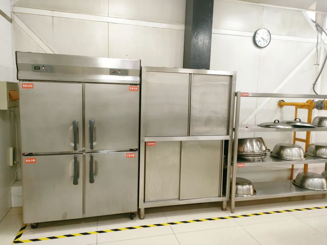 食飲安全 | “4D” 廚房管理模式，開啟校(xiào)園安全新“食”代